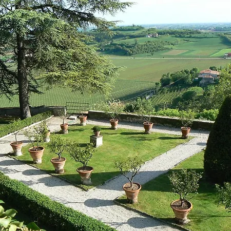 مزرعة للإقامة Il Castello
